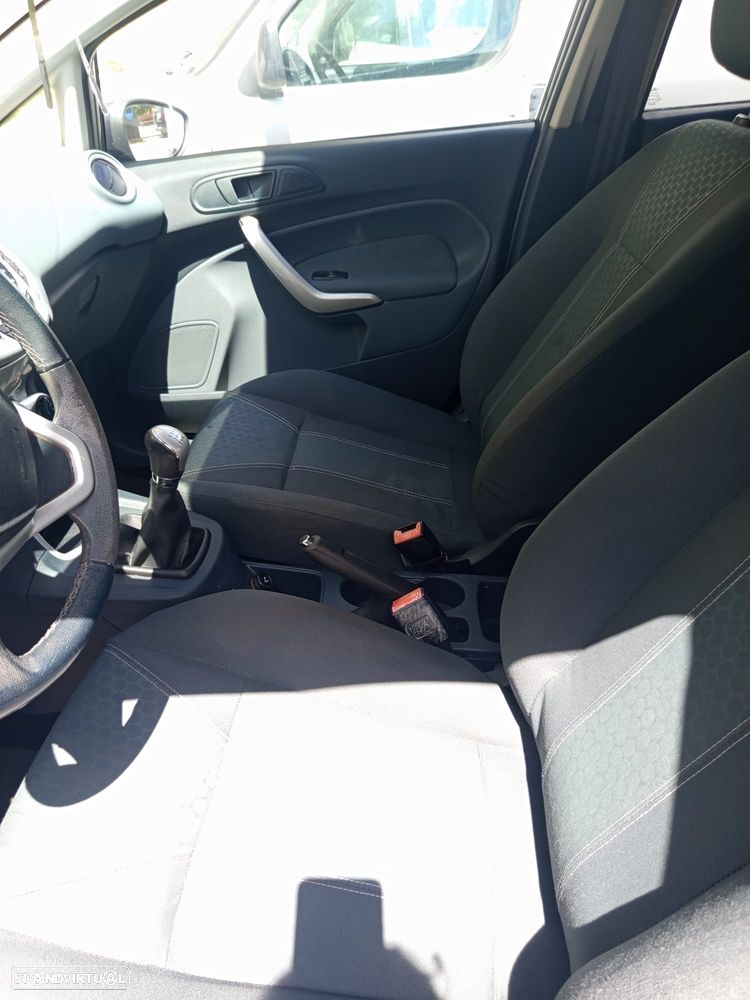 Ford Fiesta 1.25 Titanium 124g - 10