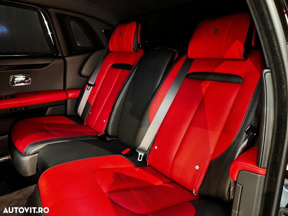 Rolls-Royce Ghost - 16
