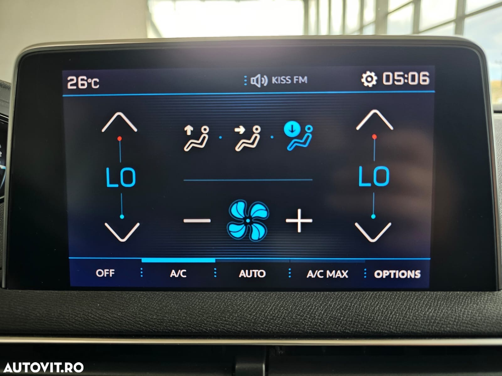 Peugeot 3008 BlueHDi 130 Stop & Start EAT8 Allure - 40