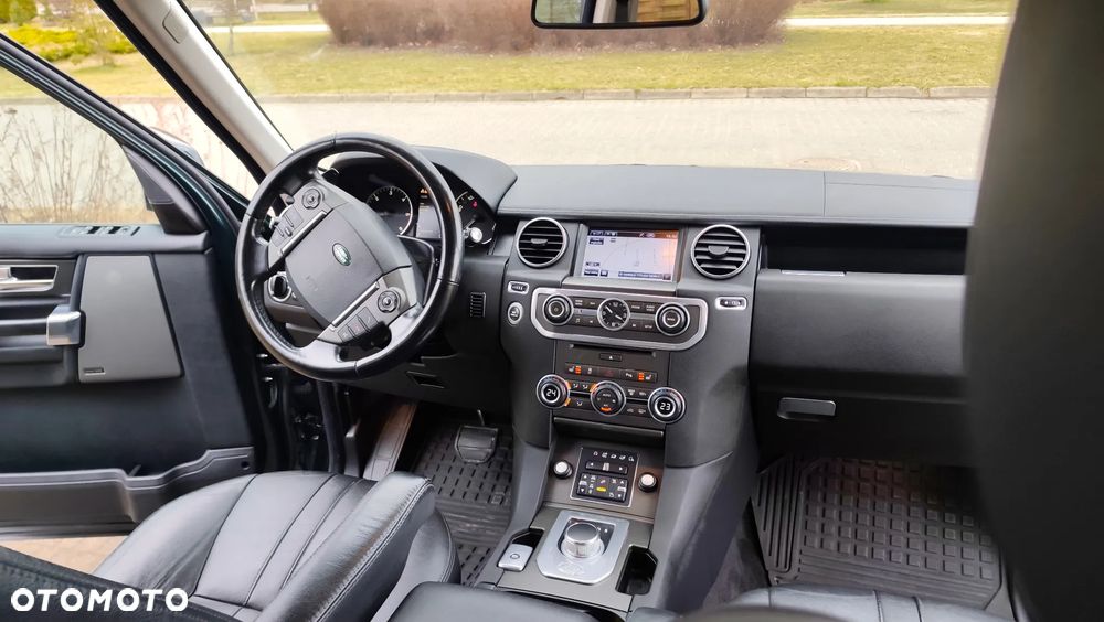 Land Rover Discovery 3.0SD V6 HSE - 7