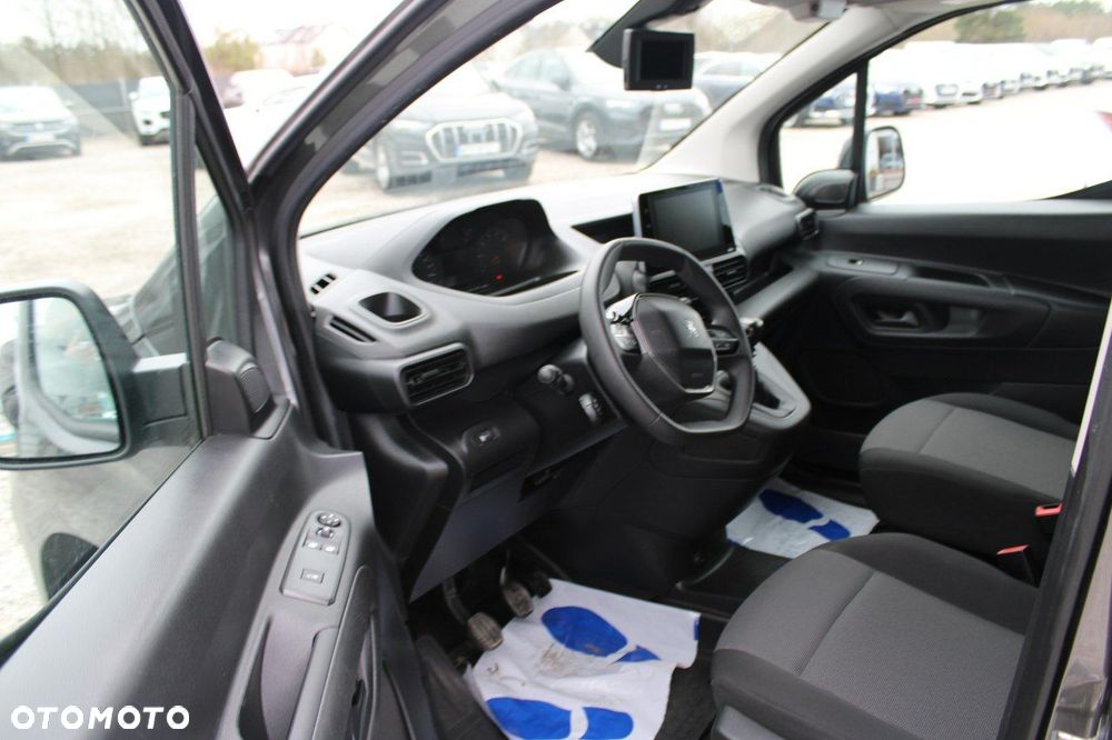 Peugeot Partner - 13