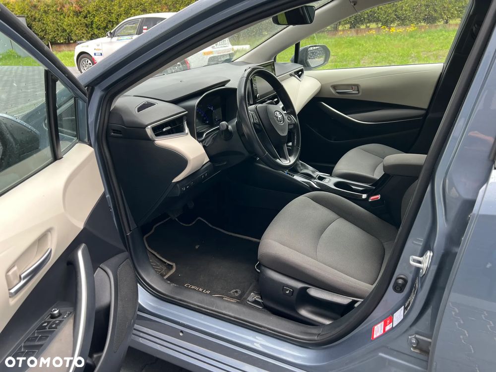Toyota Corolla 1.8 Hybrid Comfort - 9