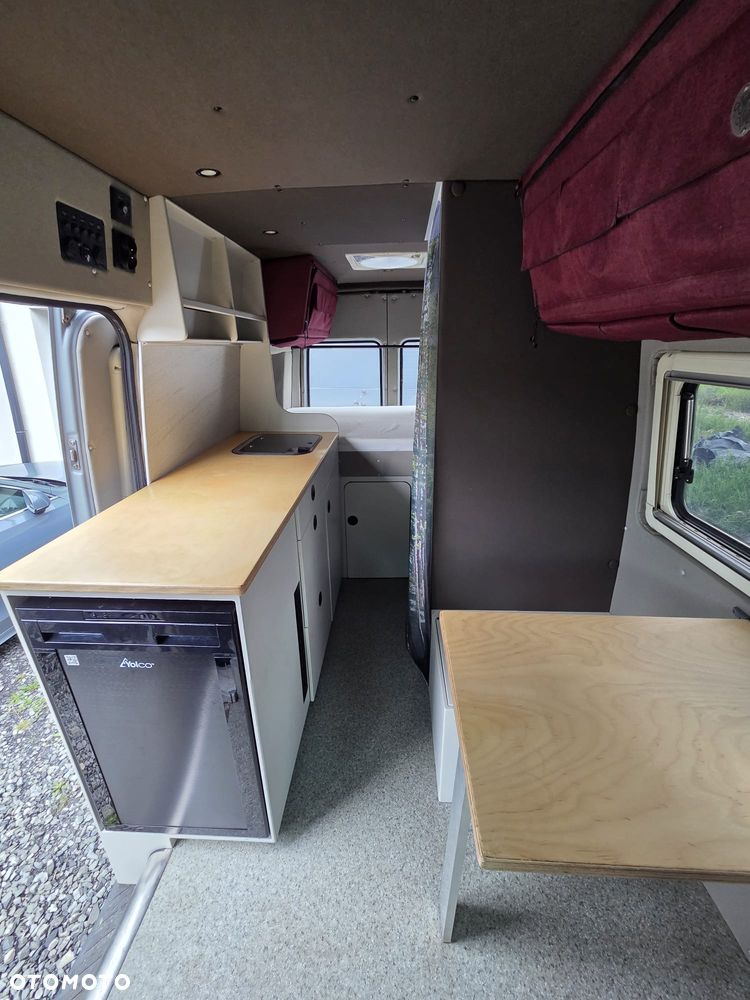Mercedes-Benz Sprinter - 7