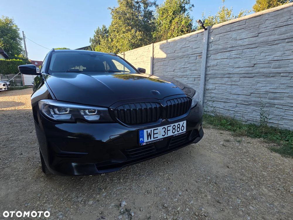 BMW Seria 3 318d mHEV - 1