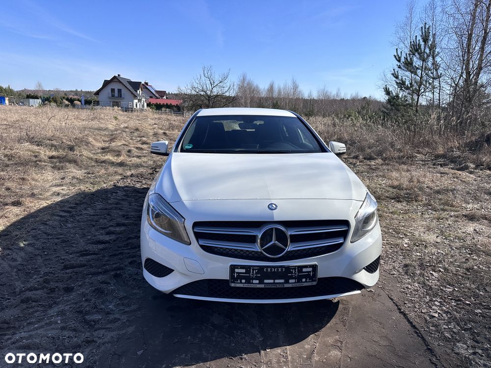 Mercedes-Benz Klasa A 180 BlueEfficiency Edition - 3