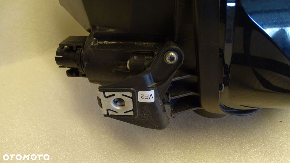 audi q4 e-tron - lampa przednia prawa full led - 5