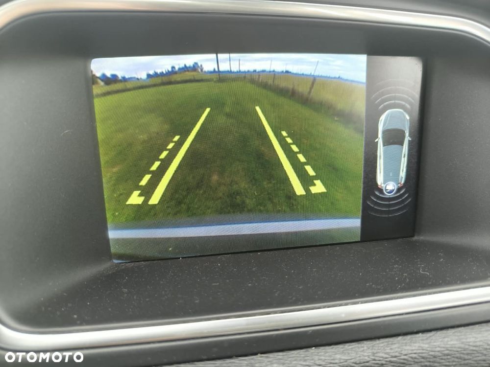 Volvo V40 D4 Drive-E R-Design Summum - 8