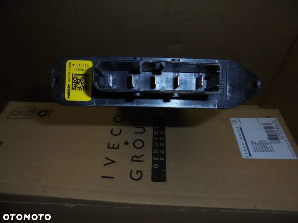 REZYSTOR OPORNIK GRZAŁKA NAGRZEWNICY IVECO OE 42582643 / 42569378 2014- - 2