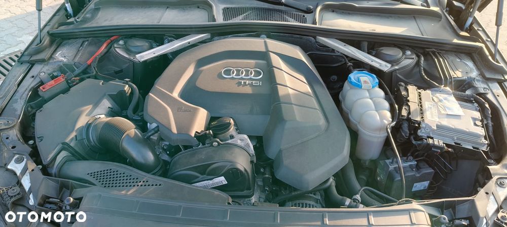 Audi A4 Limousine - 10