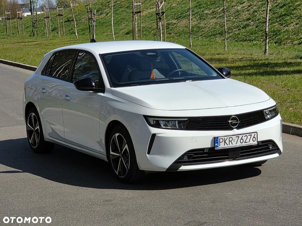 Opel Astra 1.6 T Plug-in Hybrid GSe - 30