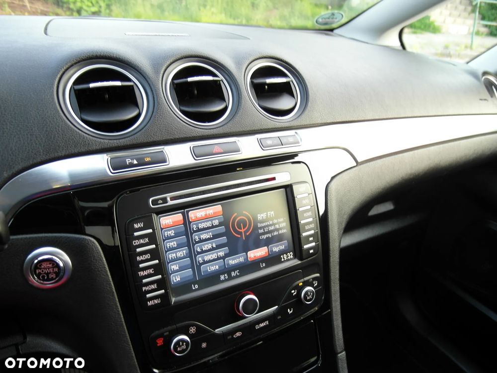 Ford S-Max 2.0 TDCi DPF Titanium - 34