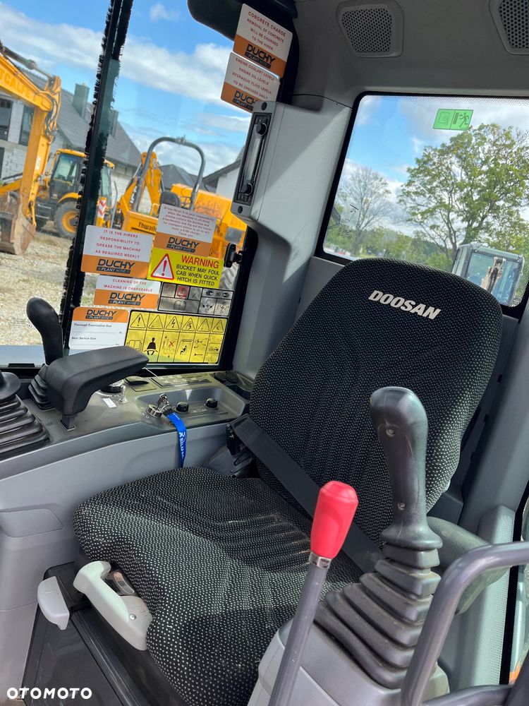 Doosan DX27Z - 7