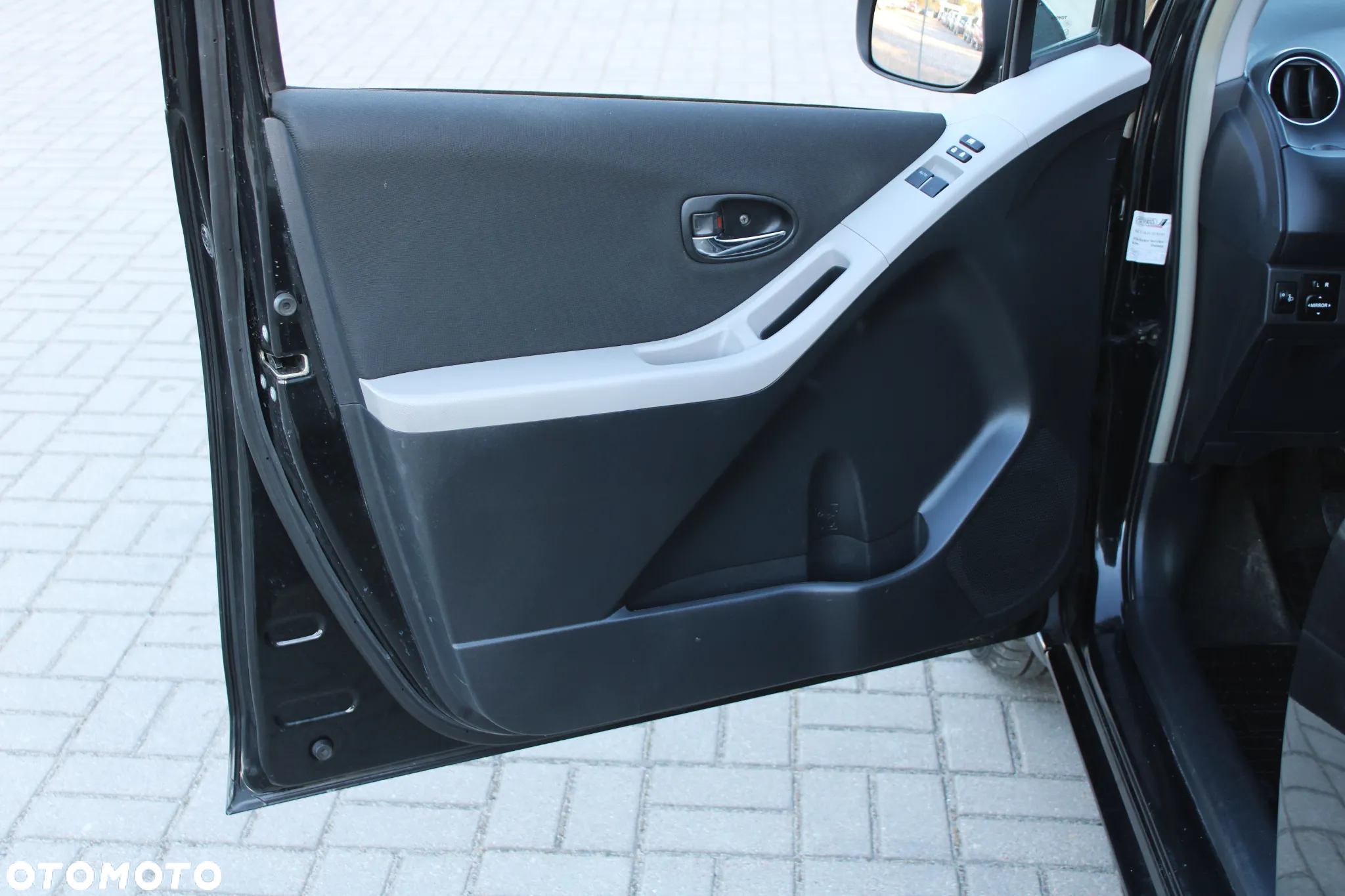 Toyota Yaris - 21