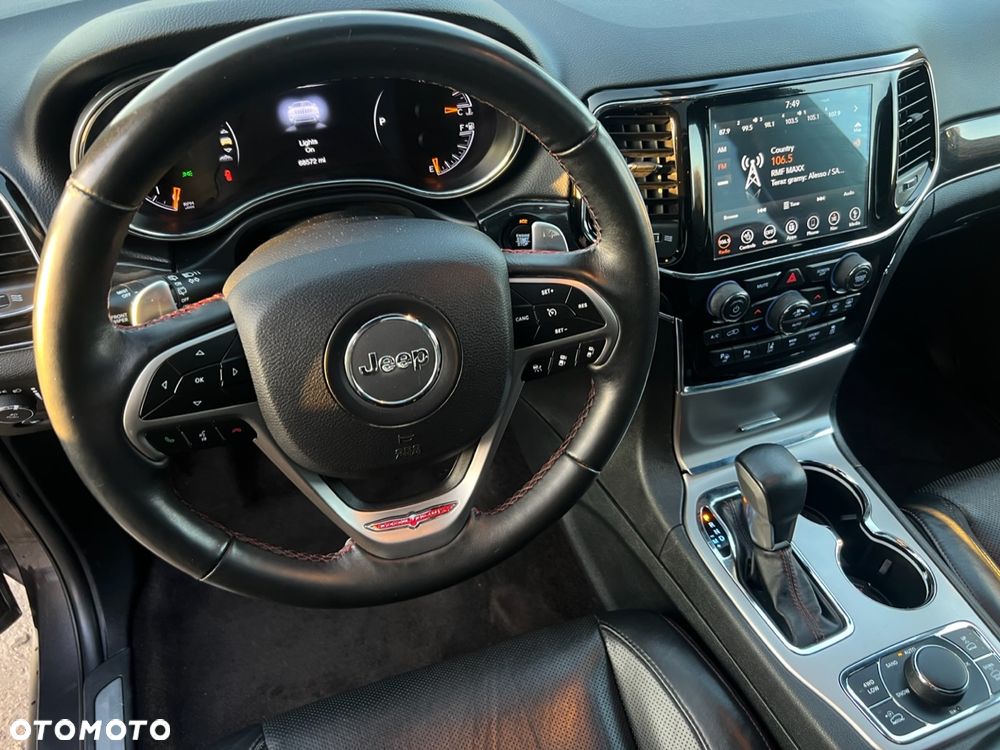 Jeep Grand Cherokee - 39