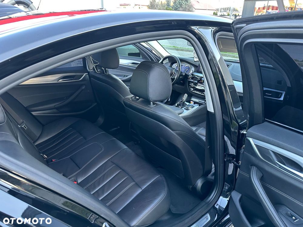 BMW Seria 5 520d Luxury Line sport - 20