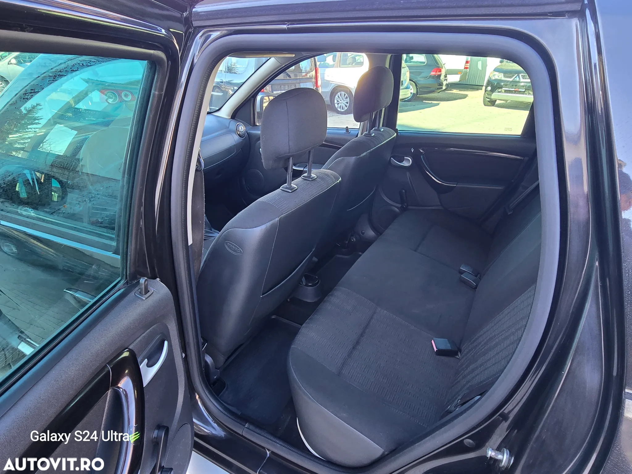 Dacia Duster 1.5 dCi 4x2 Laureate - 10