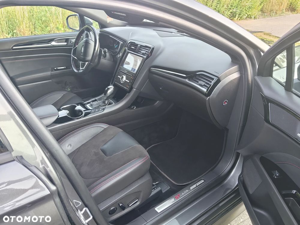 Ford Mondeo - 12