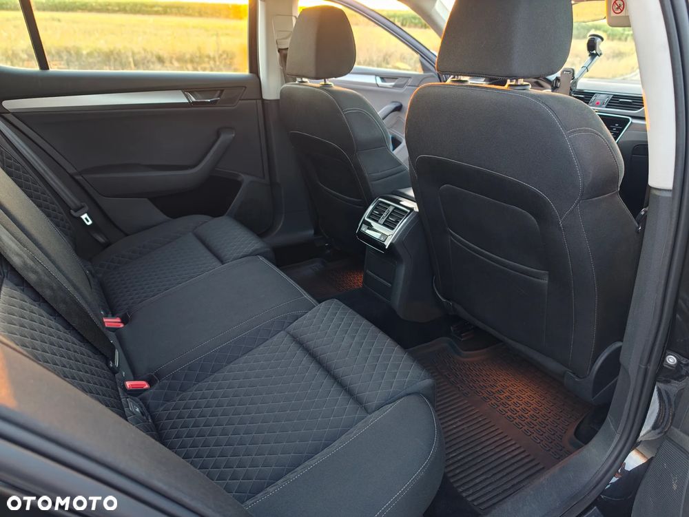 Skoda Superb 2.0 TSI 4x4 DSG Style - 36