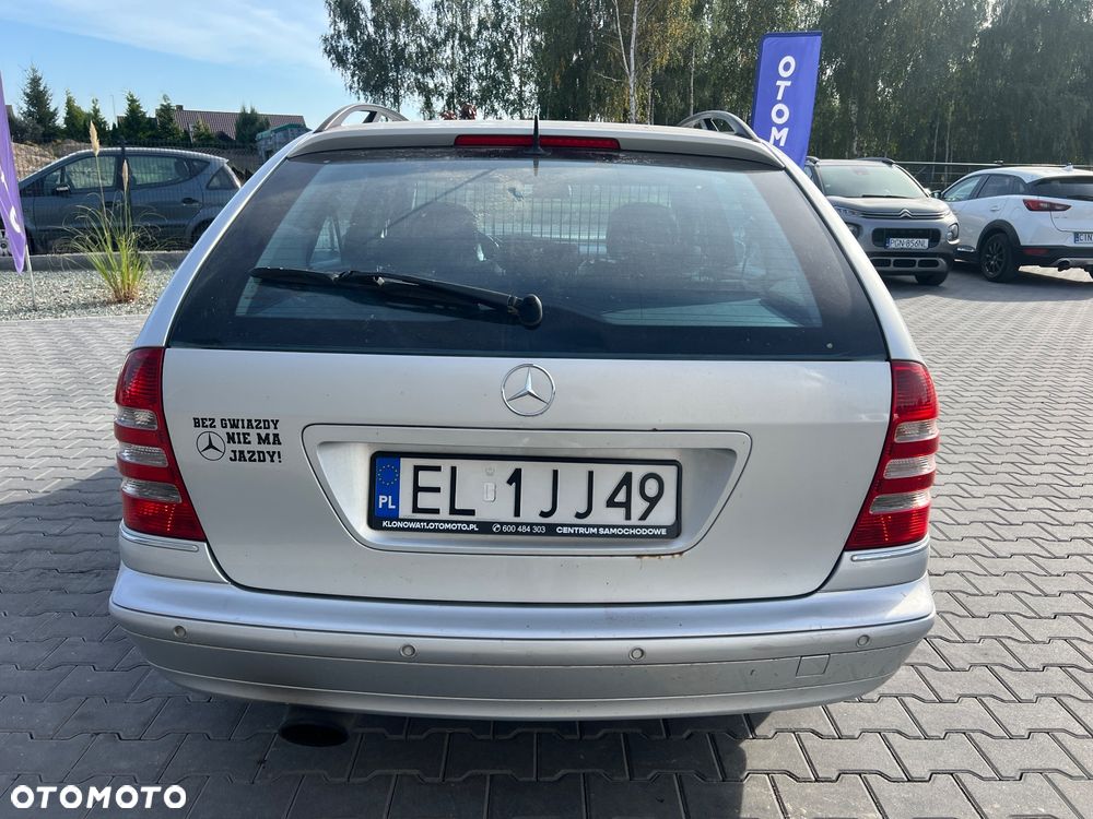 Mercedes-Benz Klasa C 180 Kompressor Automatik BlueEFFICIENCY Avantgarde - 5