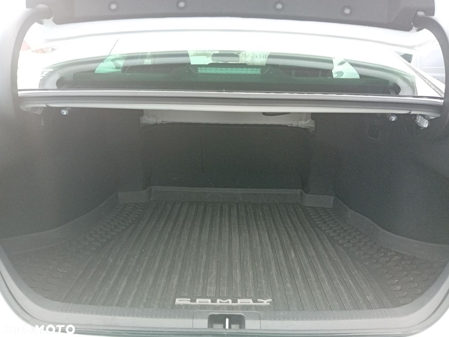 Toyota Camry - 15