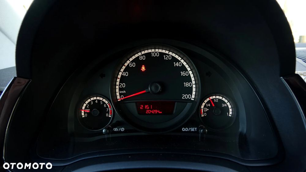 Volkswagen up! move - 3