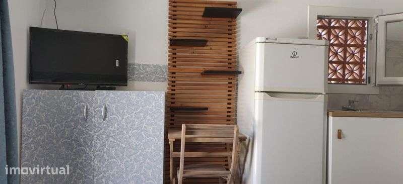 Aluga-se anexo a estudantes ou professores - Grande imagem: 3/3