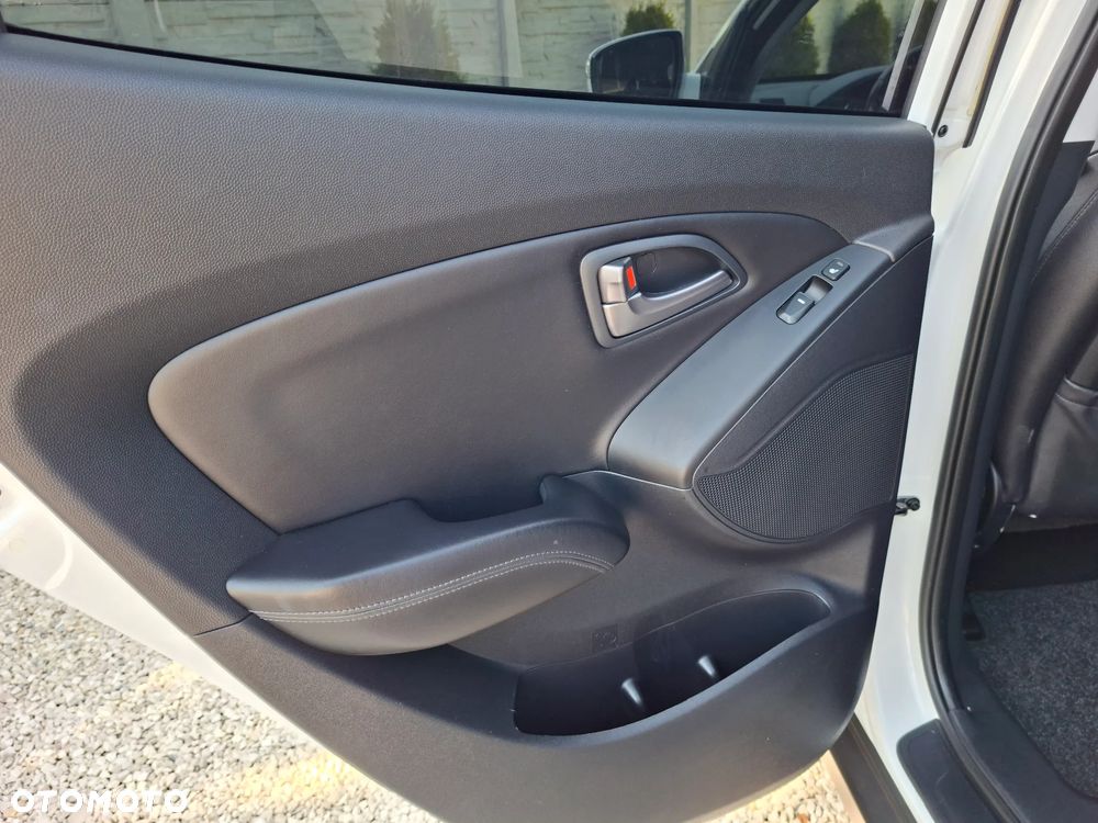 Hyundai ix35 2.0 2WD Automatik Trend - 25
