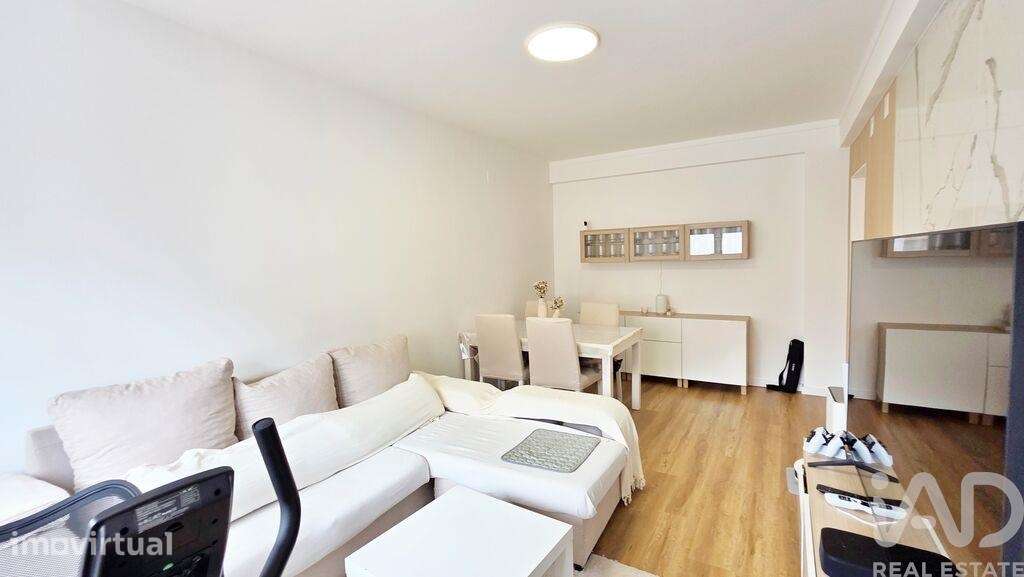 Apartamento T2 em Cadaval e Pêro Moniz de 85 m2 - Grande imagem: 3/30