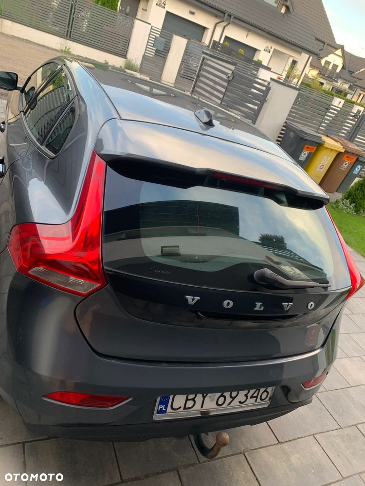 Volvo V40 D2 Momentum - 4