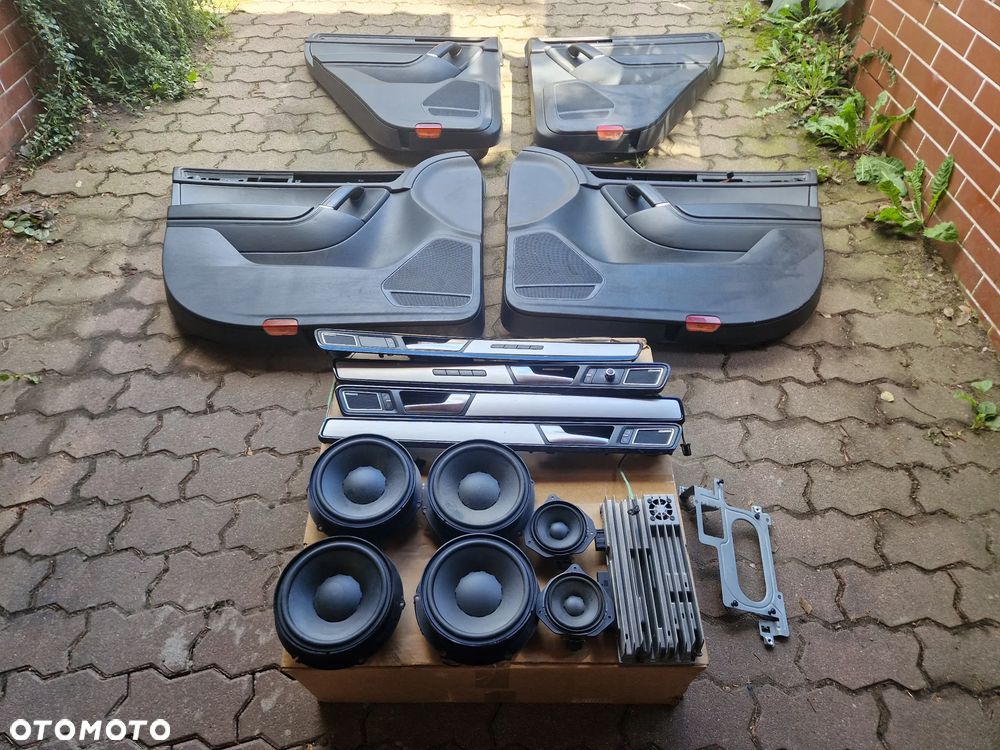 Volkswagen Touareg II Zestaw Audio 7P6035466 Komplet