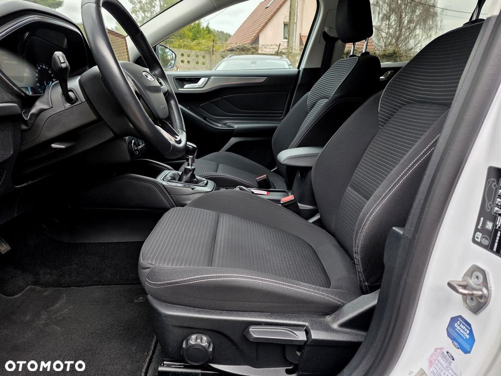 Ford Focus 2.0 TDCi Titanium ASS - 13