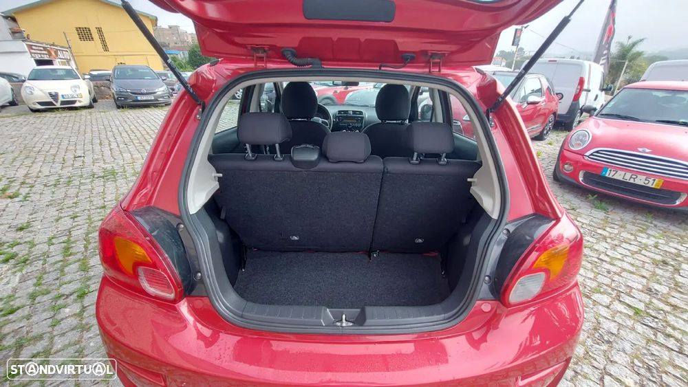 Mitsubishi Space Star - 17