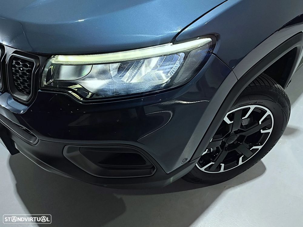 Jeep Compass 1.3 TG Trailhawk - 34