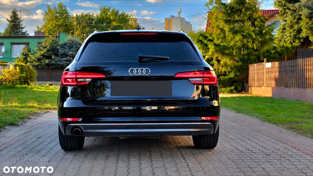 Audi A4 Avant 2.0 TDI S tronic design - 34