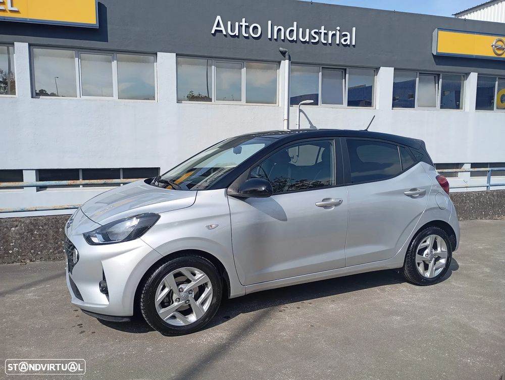 Hyundai i10 1.0 Comfort AMT - 2