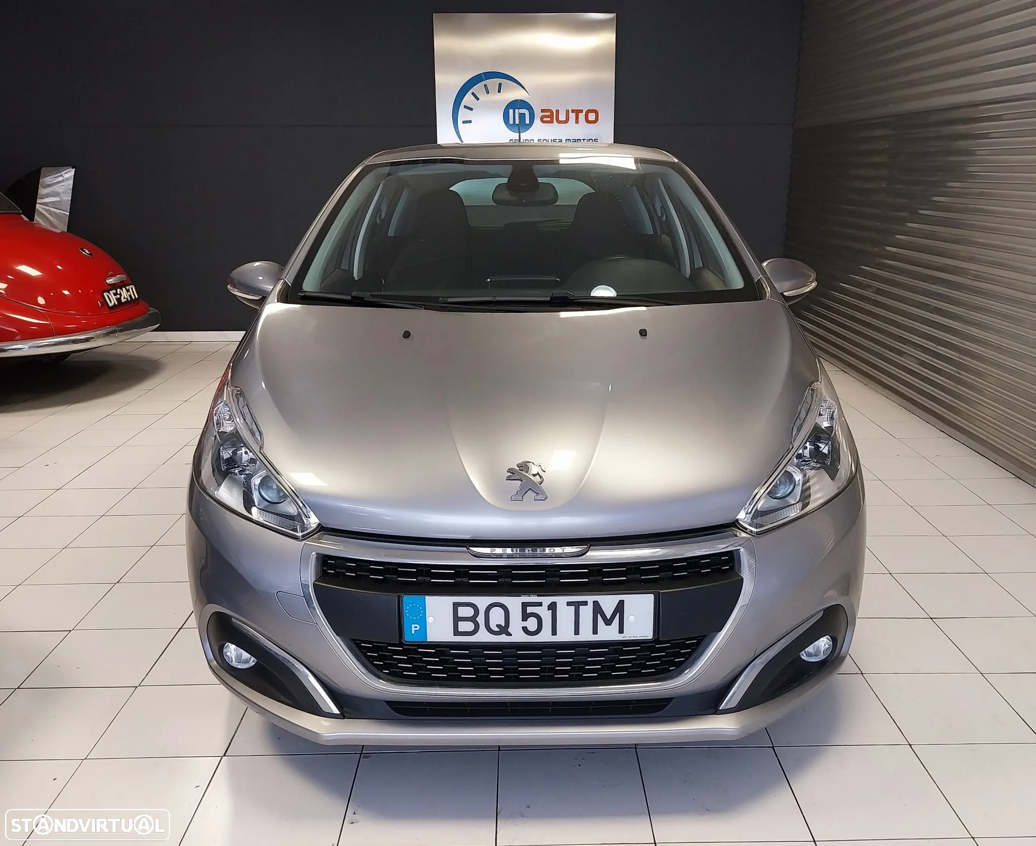 Peugeot 208 1.2 PureTech Signature - 2