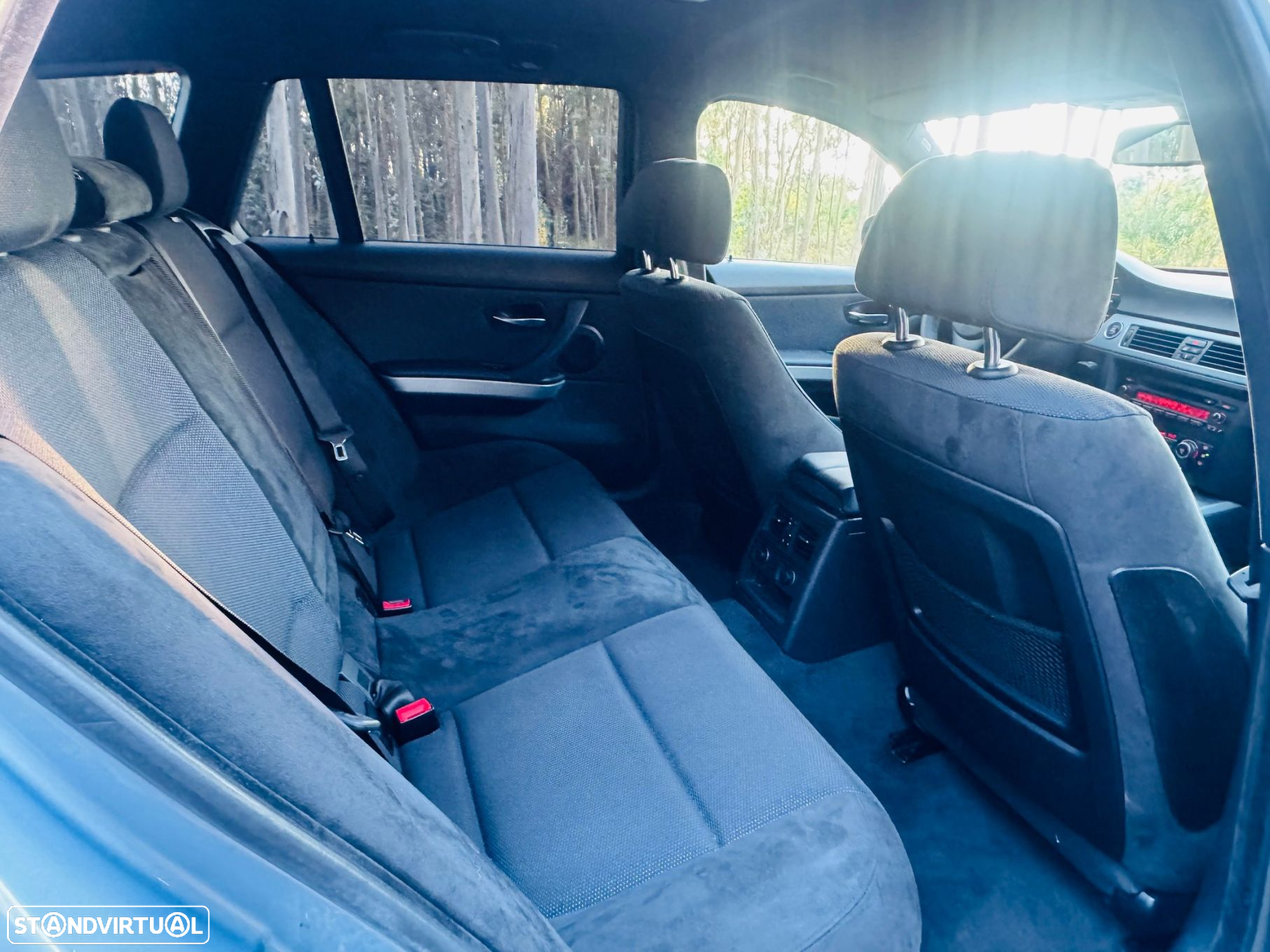 BMW 320 d Touring Pack M - 40