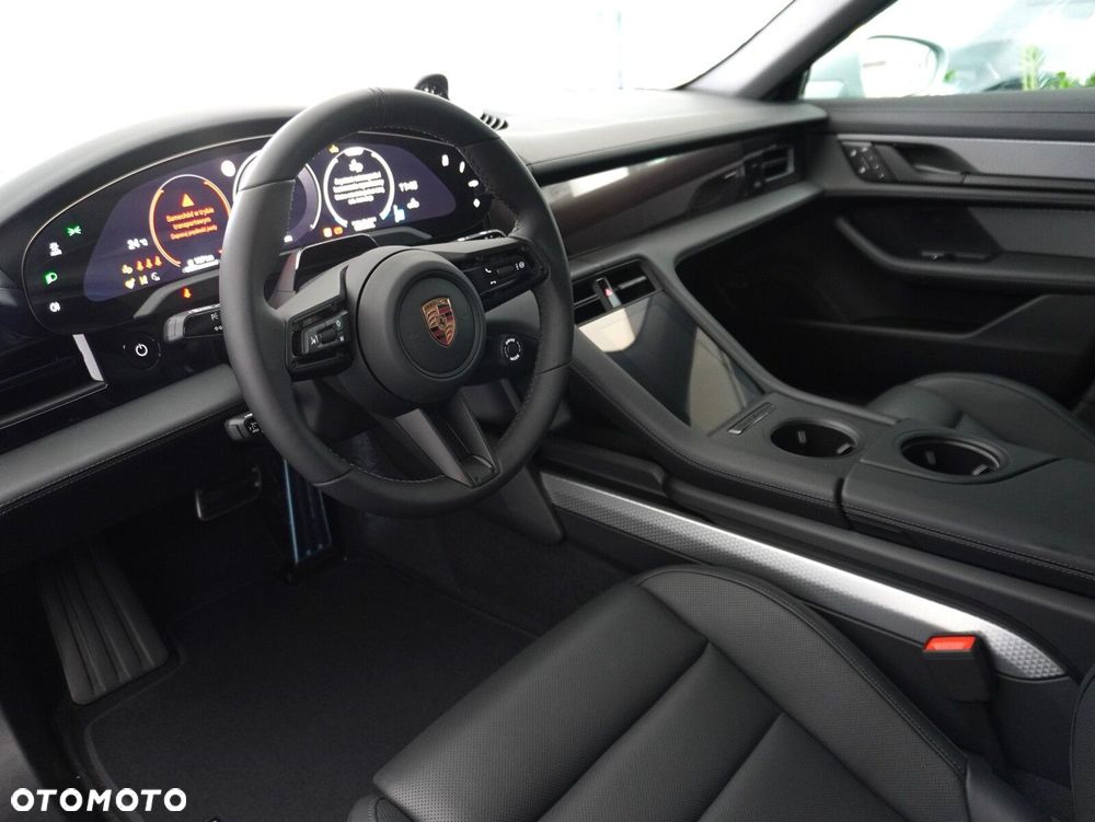 Porsche Taycan 105kWh 4S Black Edition - 30