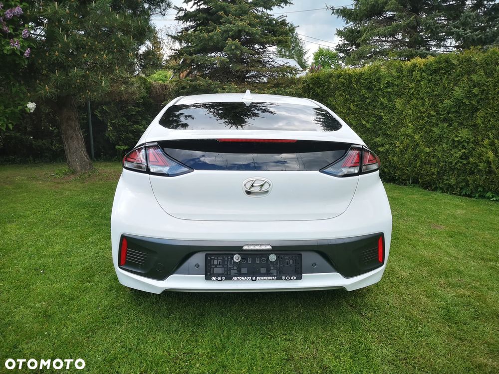 Hyundai IONIQ - 5
