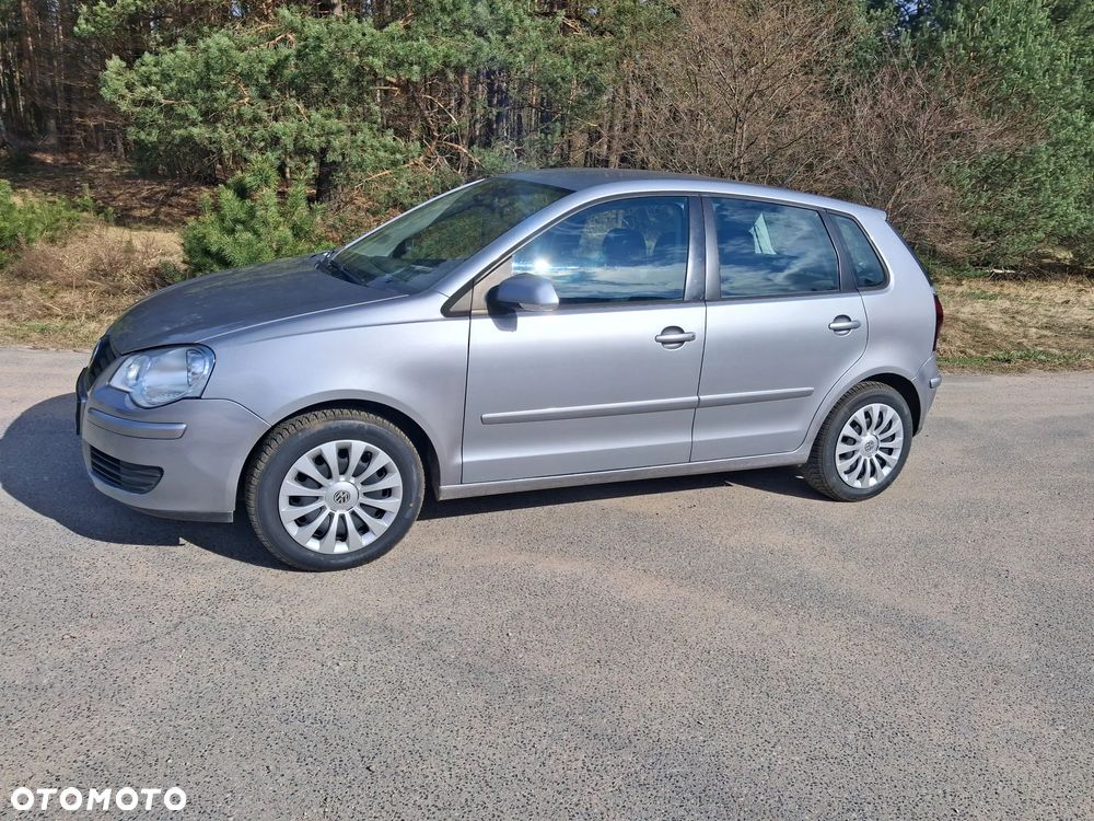 Volkswagen Polo 1.4 16V Trendline - 2
