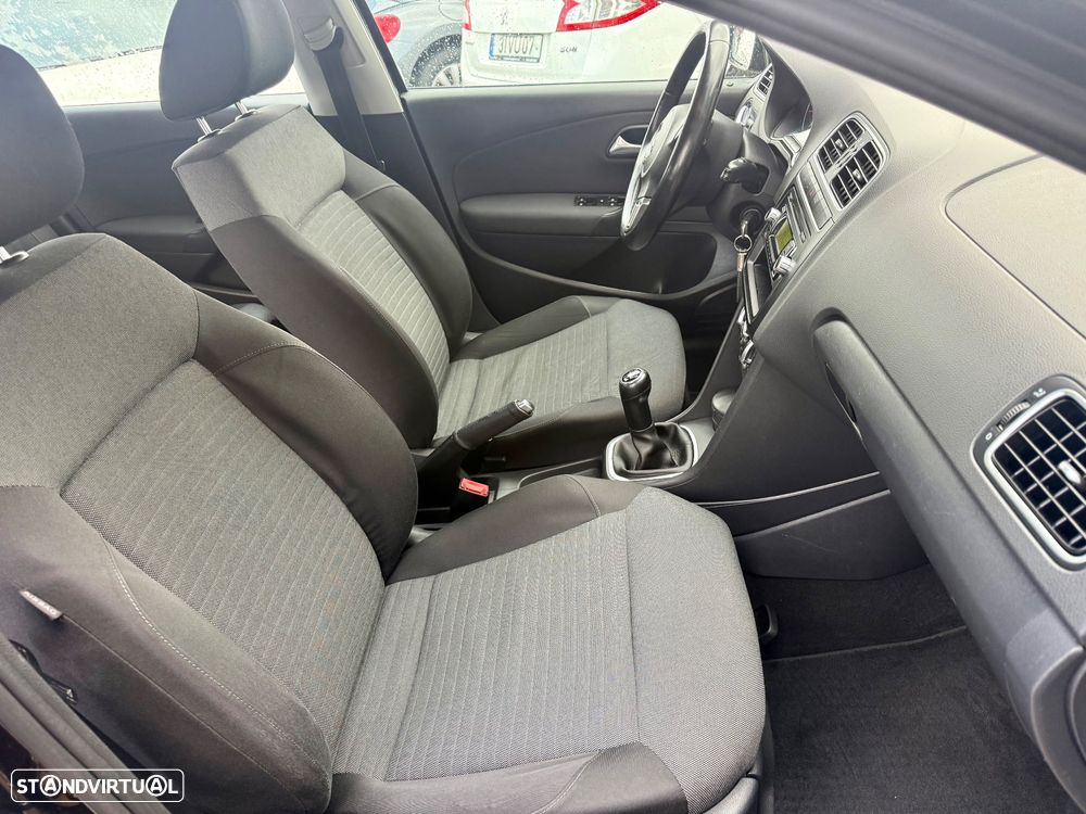 VW Polo 1.2 Trendline Pack - 17