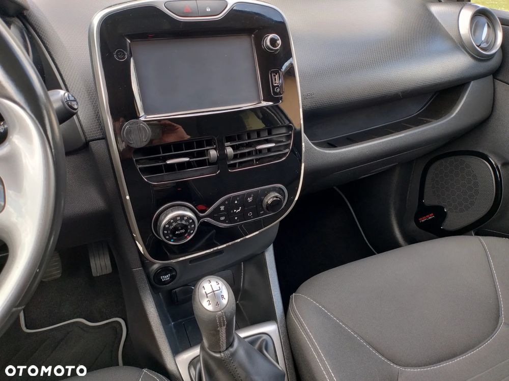 Renault Clio 1.2 16V Limited - 27