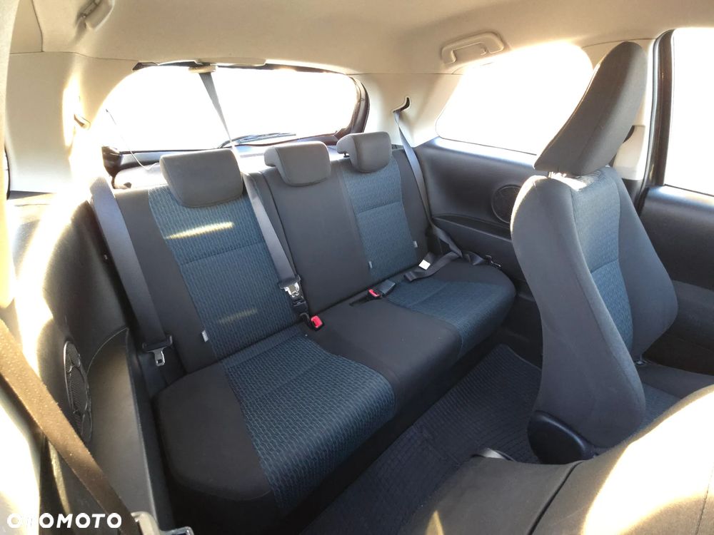 Toyota Yaris 1.0 Luna - 16