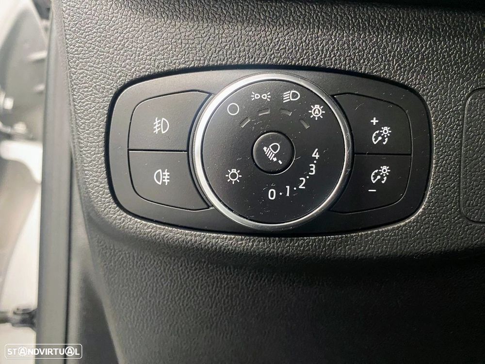 Ford Focus 1.0 EcoBoost MHEV ST-Line - 17