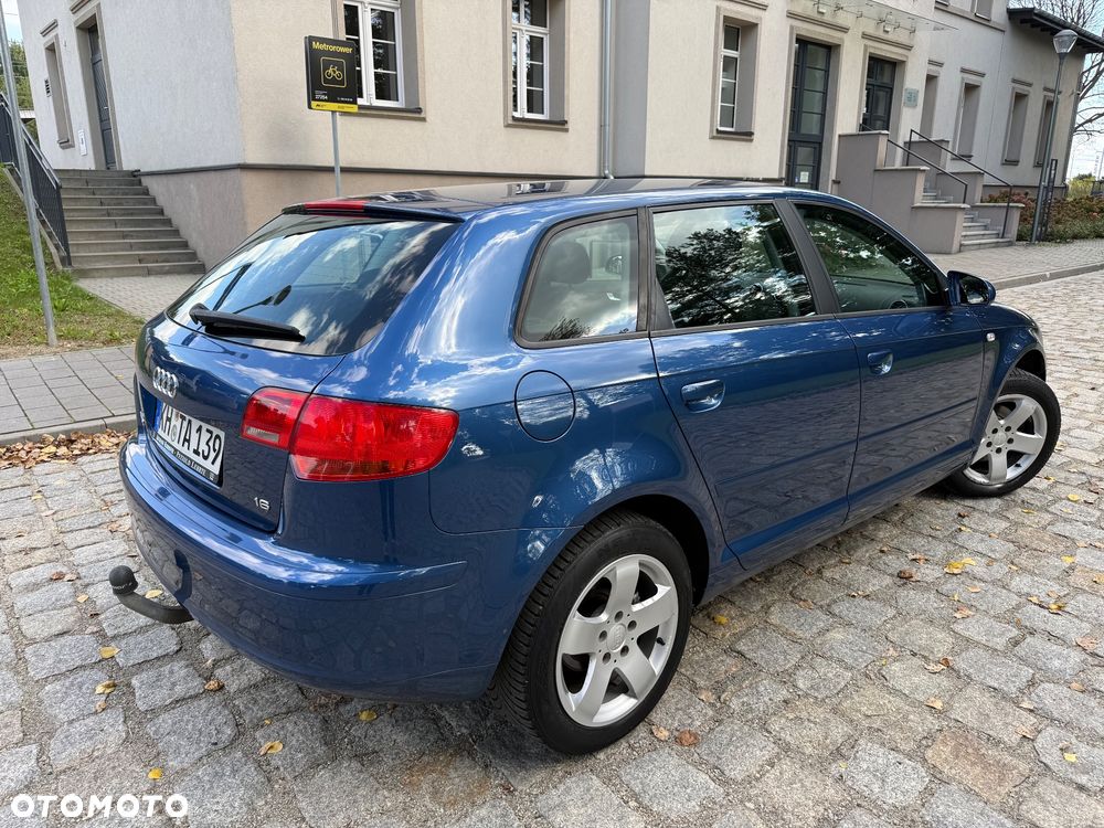 Audi A3 Sportback 1.6 Attraction - 16