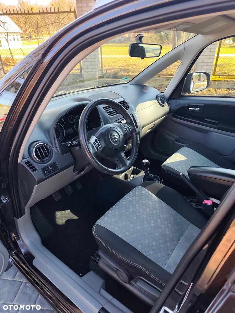 Suzuki SX4 Classic 2.0 DDiS 4x4 Style - 17