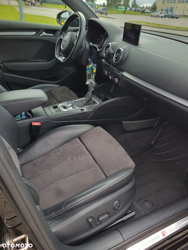 Audi A3 Sportback - 15