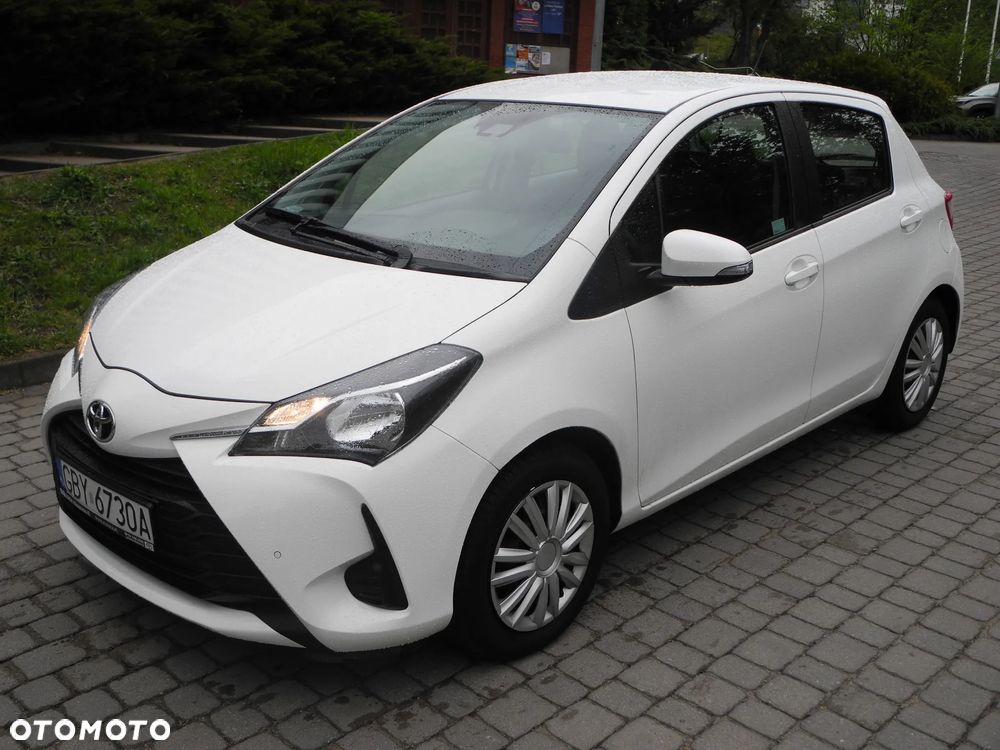 Toyota Yaris - 1