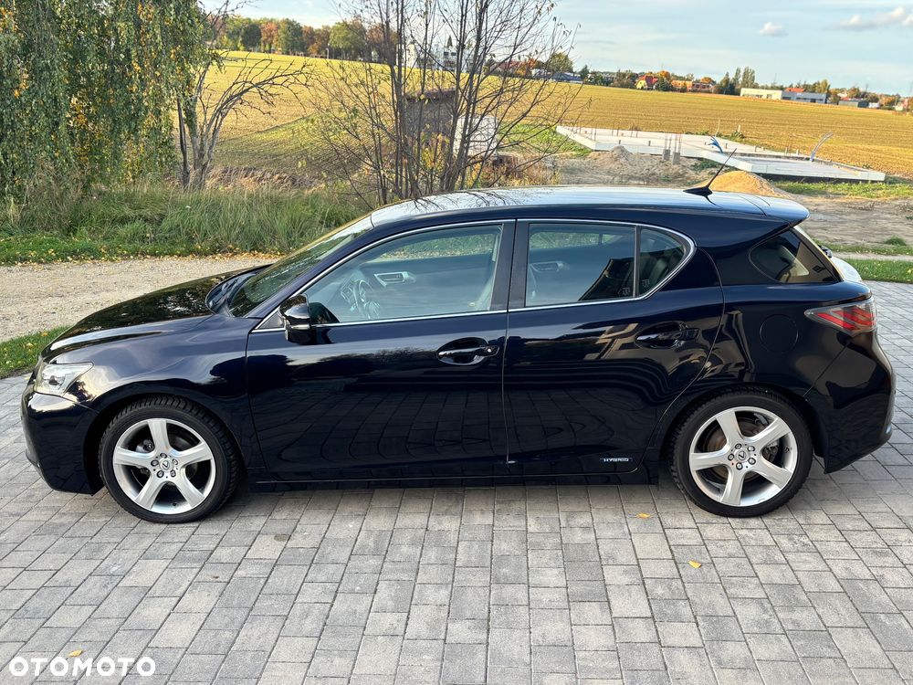 Lexus CT 200h Prestige - 16