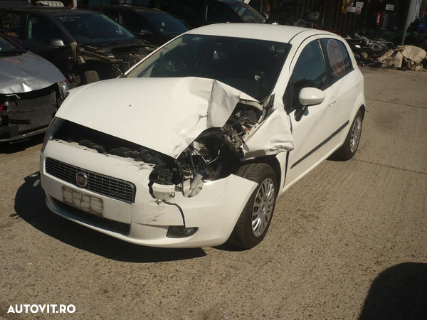 Dezmembrez Fiat Grande Punto 1.3 JTD MUltijet